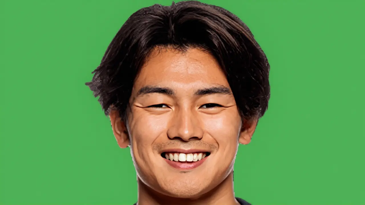 Ayase Ueda atrai interesse de Premier League; Feyenoord já busca substituto